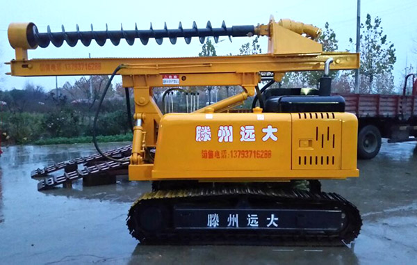 91香蕉视频下载污太阳能光伏履带液压91香蕉视频官网下载雨中拍摄图三